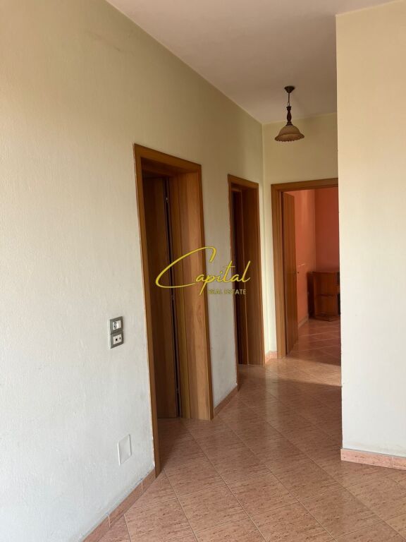 VILLA FOR RENT 200 M2 FRESKU 50,000 LEKE