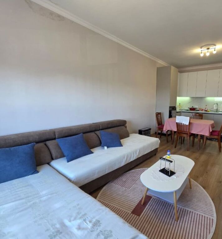 Ofrojme me qera apartament 2+1+2+ post parkimi - Изглед 2