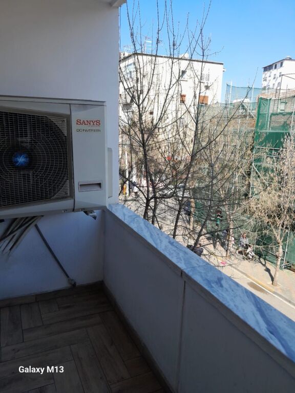 3+1, parzialmente arredato per abitazione o ufficio, mine peza, 750 euro