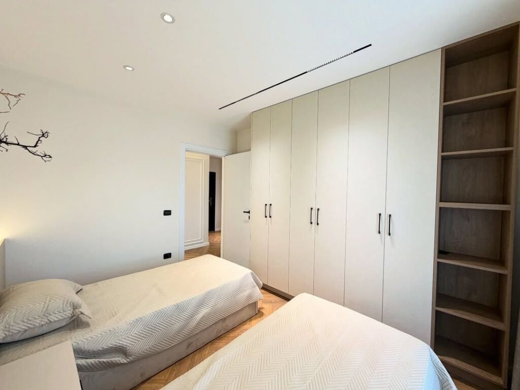 🏠 FOR SALE Apartment 2+1+Wardrobe | Opposite Delijorgjit (near Lanes)