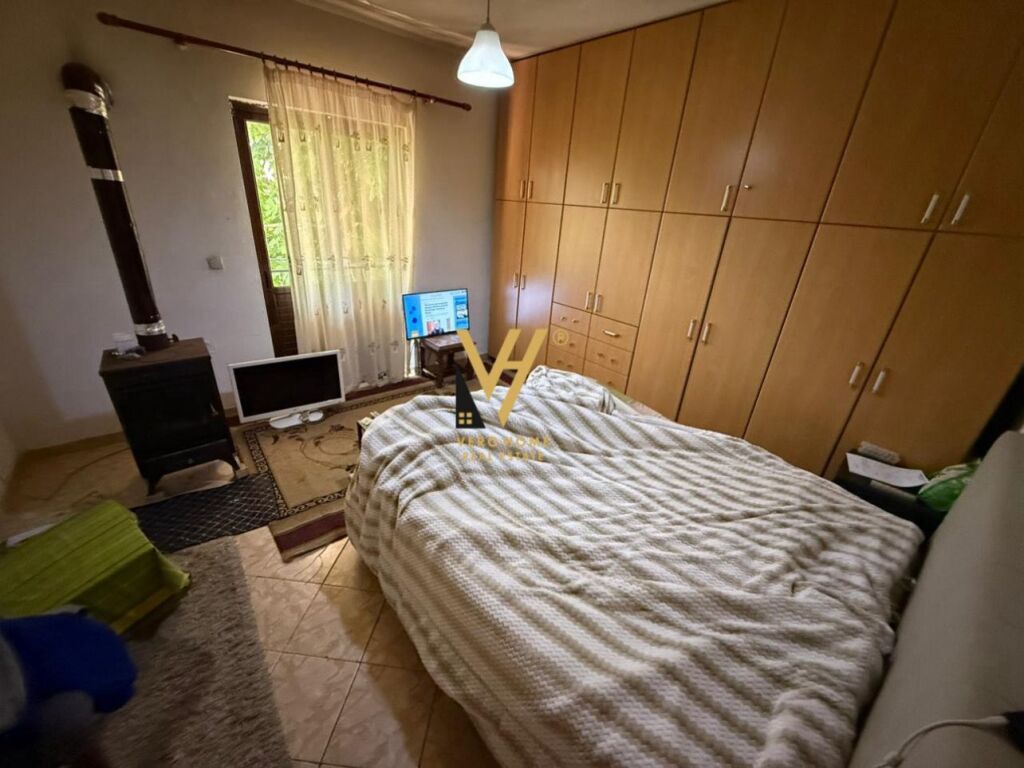 HOUSE FOR SALE TWO FLOORS IN ASTIR 700,000 EURO