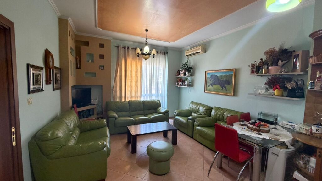 Municipality of Paris_Apartment 1+1 for Sale