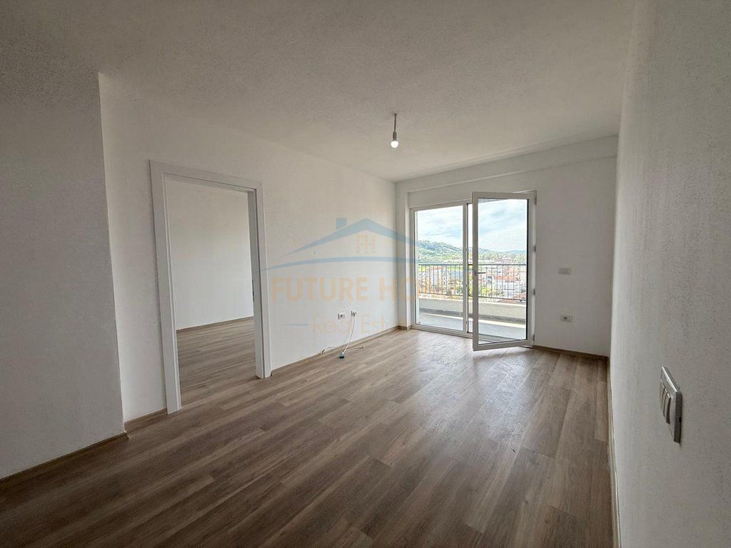 For sale, Apartment 2+1+2+Parking Space, Kombinat