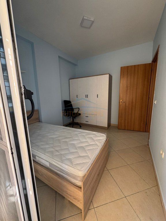 Affitto, Appartamento 2+1, Rruga Riza Cerova, Tirana.