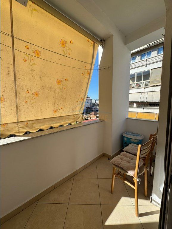 Affitto, Appartamento 2+1, Rruga Riza Cerova, Tirana.