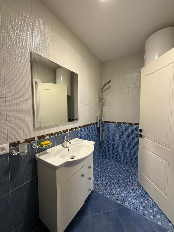 2+1 apartment for sale in Xhamllik at the "Colombo 2" Residence.