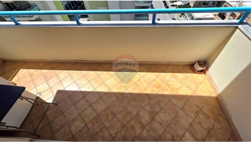 Apartment 1+1 - For Sale - Main Boulevard, Vlorë