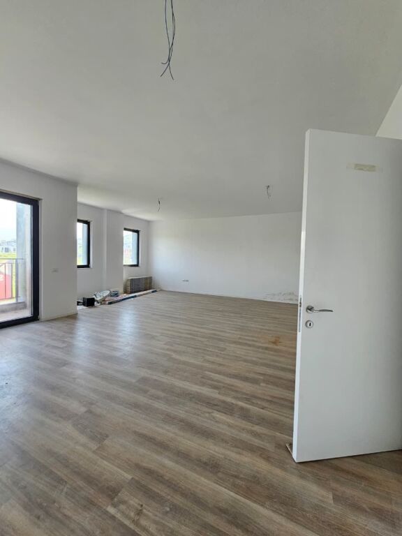 🏢 Appartamento 2+1+2 in Affitto per Uffici – Lago Secco