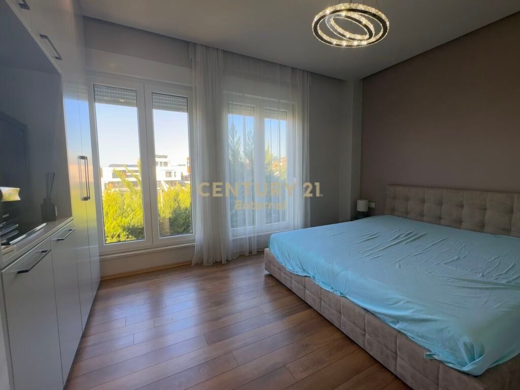 Luxury villa for rent near Teg