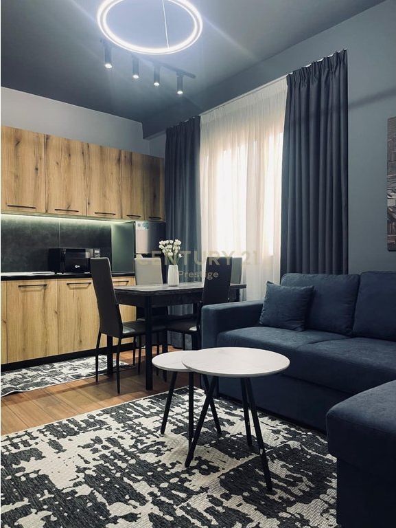 APARTAMENT 2+1+2 ME QIRA TEK KOPSHIT BOTANIK