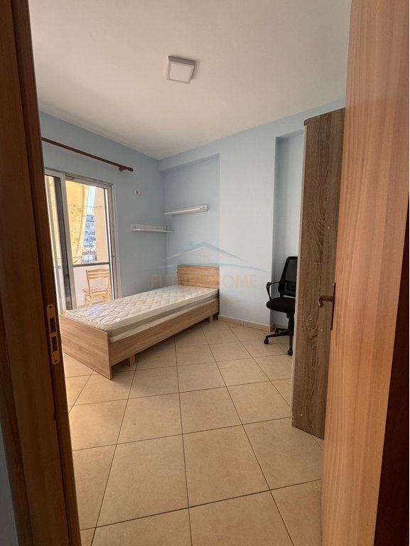 Affitto, Appartamento 2+1, Rruga Riza Cerova, Tirana.