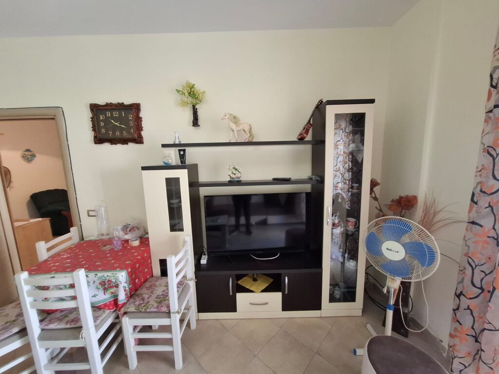 Apartment 1+1 for Rent Near Rrota e kuqe