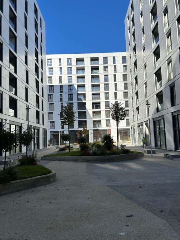 2+1 apartment for sale at Akses Tirana