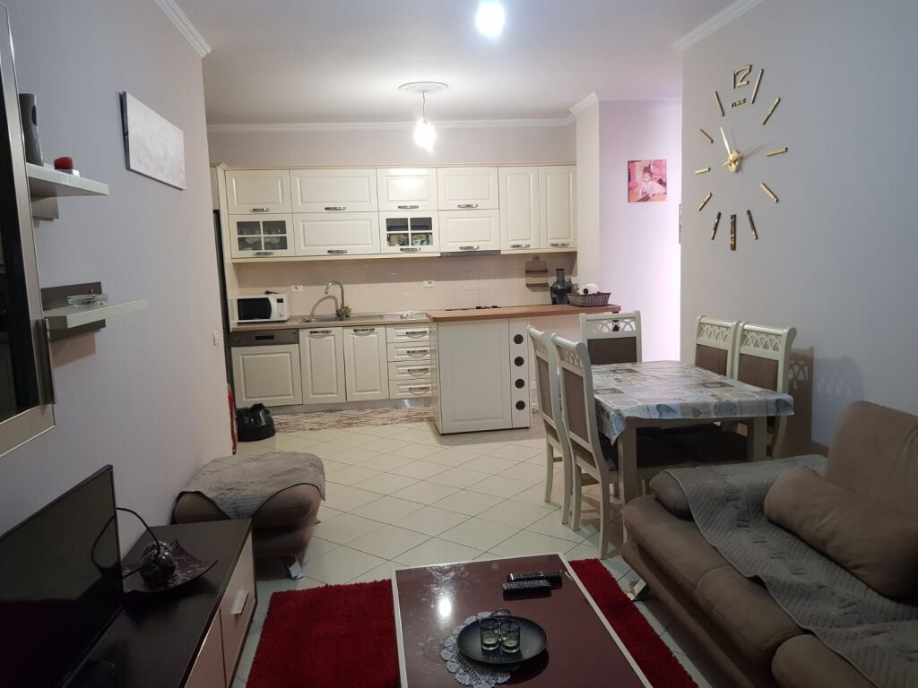 Appartamento 2+1 in affitto – Yzberisht - Piano: 4 residenziale (con ascensore) !