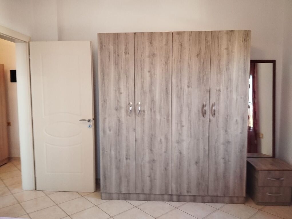Casa privata 1+1 in affitto 350 Mila lek