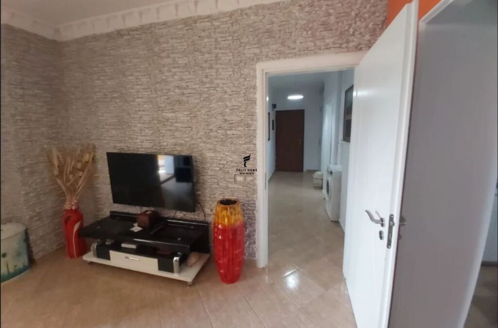 APARTAMENT ME QERA 2+1 ALI DEMI 55.000 LEKE FH-71046