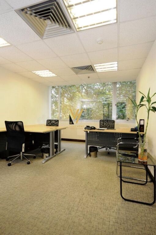 OFFICE 138 M2 FOR RENT AT BLLOKU 1,500 EURO