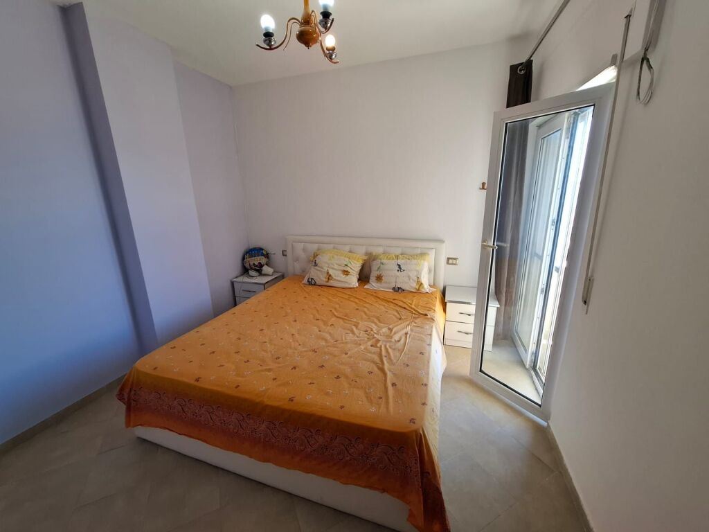 Apartment 1+1 for Rent Near Rrota e Kuqe
