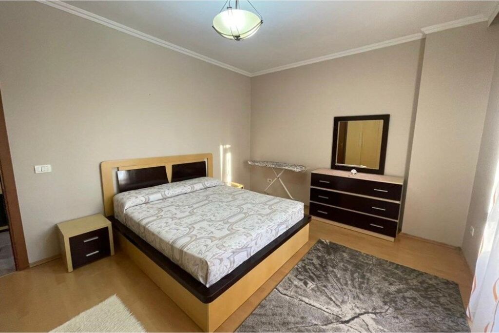 Apartament 1+1 me Qira tek Shkolla Baletit