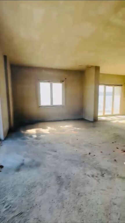 🏙️ Exclusive Penthouse for Sale with Panoramic Veranda near Elbasan Road – 290 m²