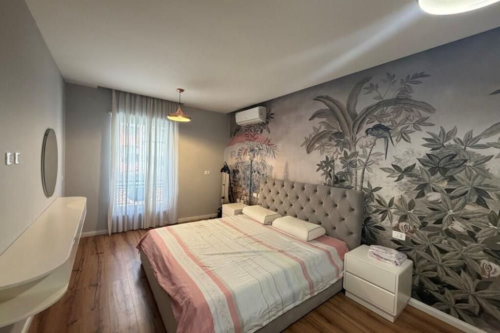 APARTAMENT 2+1 ME QERA TEK KOMPLEKSI DELIJORGJI