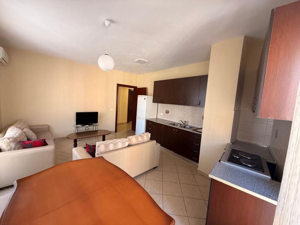 🏡 Apartment 1+1 for rent – behind Globe, Kavaja Street