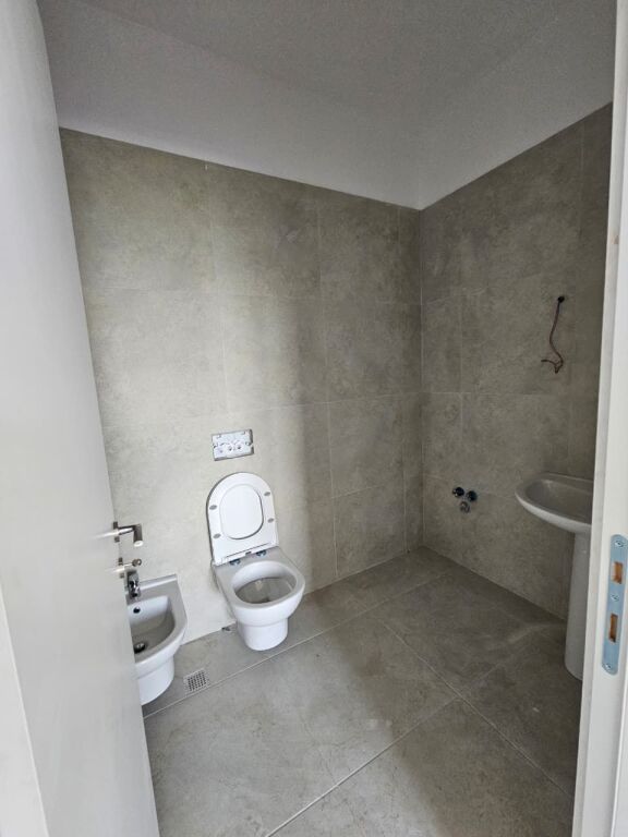 🏢 Appartamento 2+1+2 in Affitto per Uffici – Lago Secco