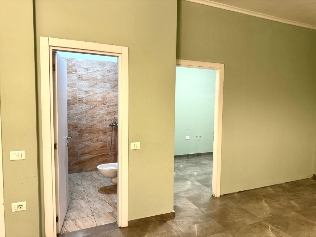 Business premises for rent