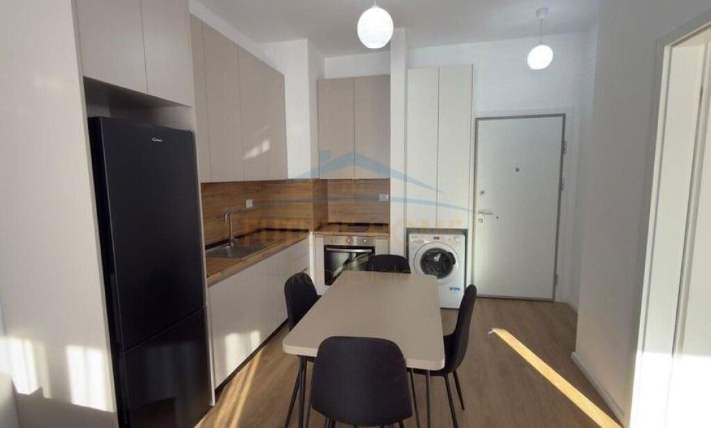 Affitto, Appartamento 1+1, Ali Demi, Tirane .