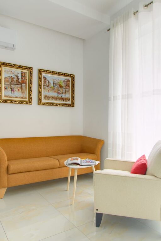 Tiranë, jap me qera apartament 1+1+BLK (SIRI2)