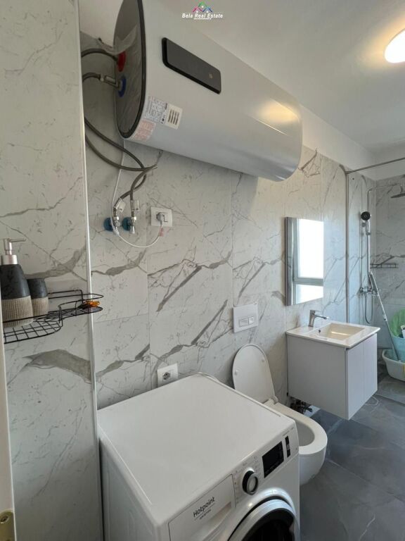 Appartamento In Affitto 2+1+posto auto In Via 5 Maj (ID B2201869) Tirana