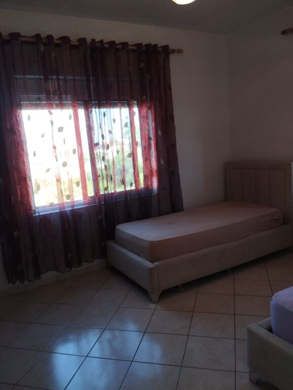 Casa privata 1+1 in affitto 350 Mila lek