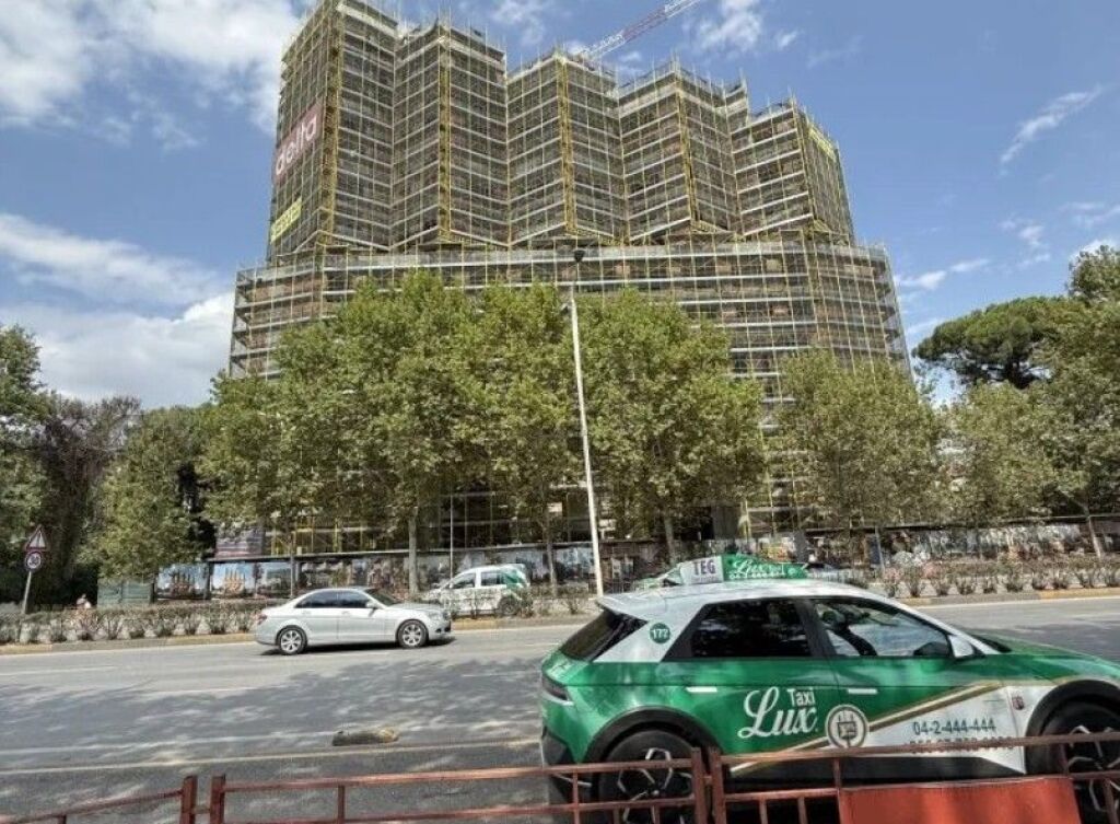 Shitet Dyqan kati 0 Colonnade Residence📍rruga Dritan Hoxha, Zogu i Zi, Laparak