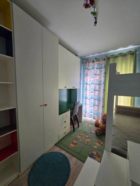 Appartamento 2+1 in affitto a Kontakti 21 Dhjetori!