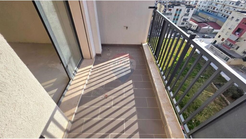 🏡 Apartment 1+1 for sale – Transballkanike, Vlorë