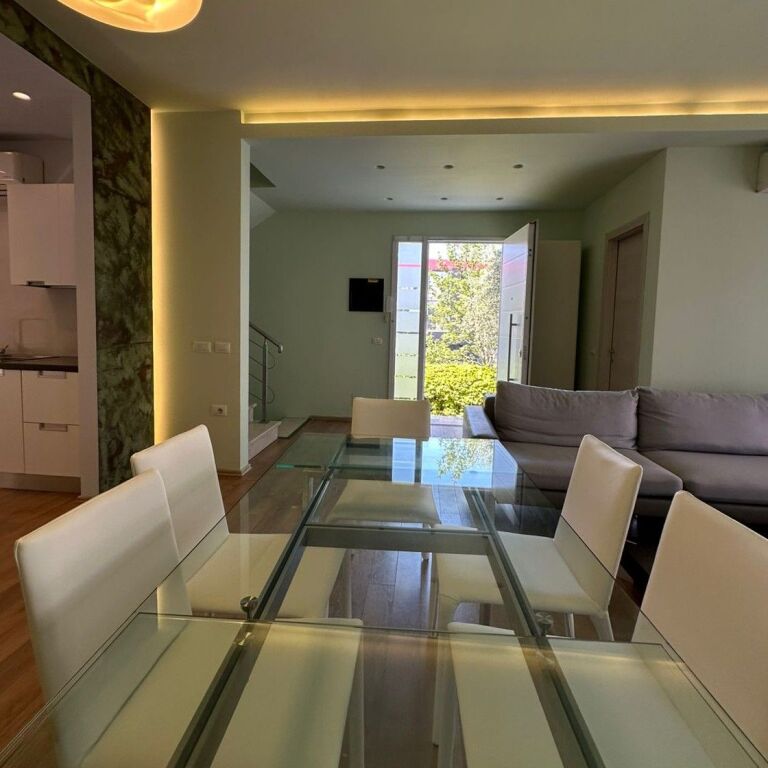 🏡✨ Villa su 4 Piani in Affitto – White House Residence, vicino a TEG ✨🏡