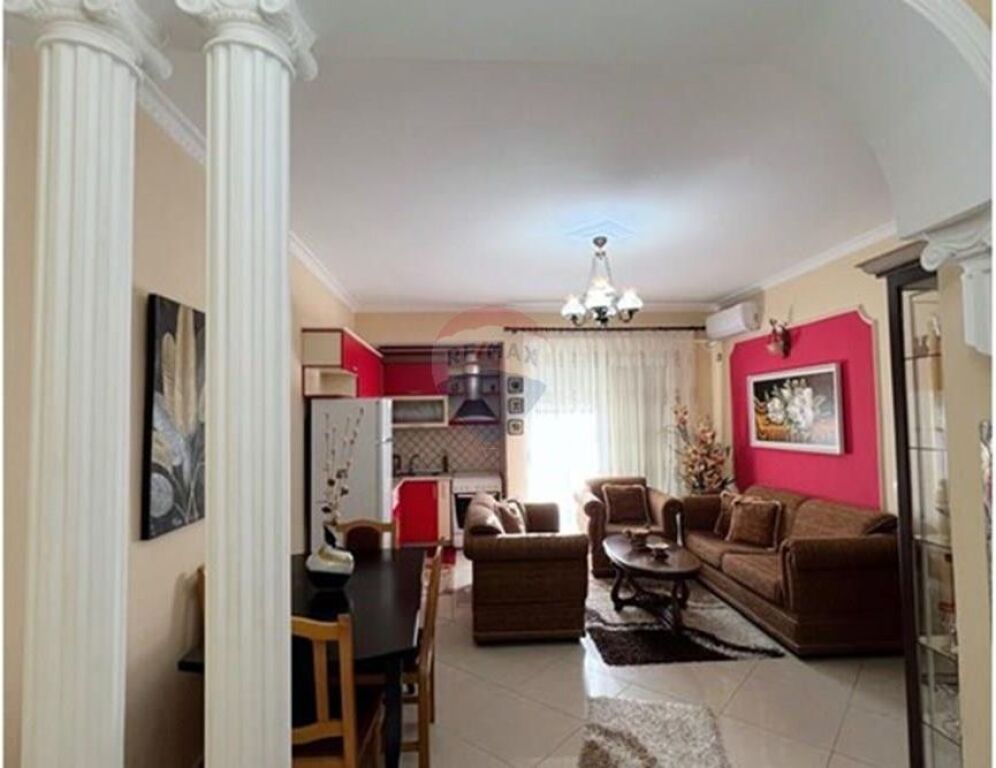 🌊 Apartament 1+1 me qera afatgjatë Lungomare, Vlorë