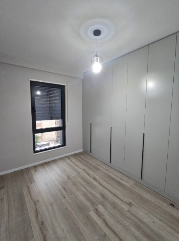 VENDESI APPARTAMENTO 2+1+2 + GUARDAROBA – Residenza Erli, Kinostudio