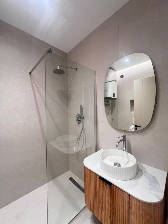 SHITET APARTAMENT 1+1 NE ZONEN E MALIT TE ROBIT, KAVAJE