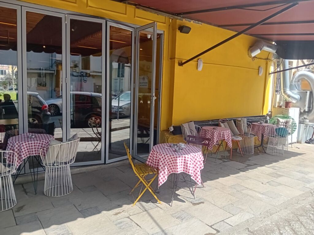 🍕 FAST FOOD / PIZZA BUSINESS FOR SALE – ON MAIN STREET, TIRANA 📍