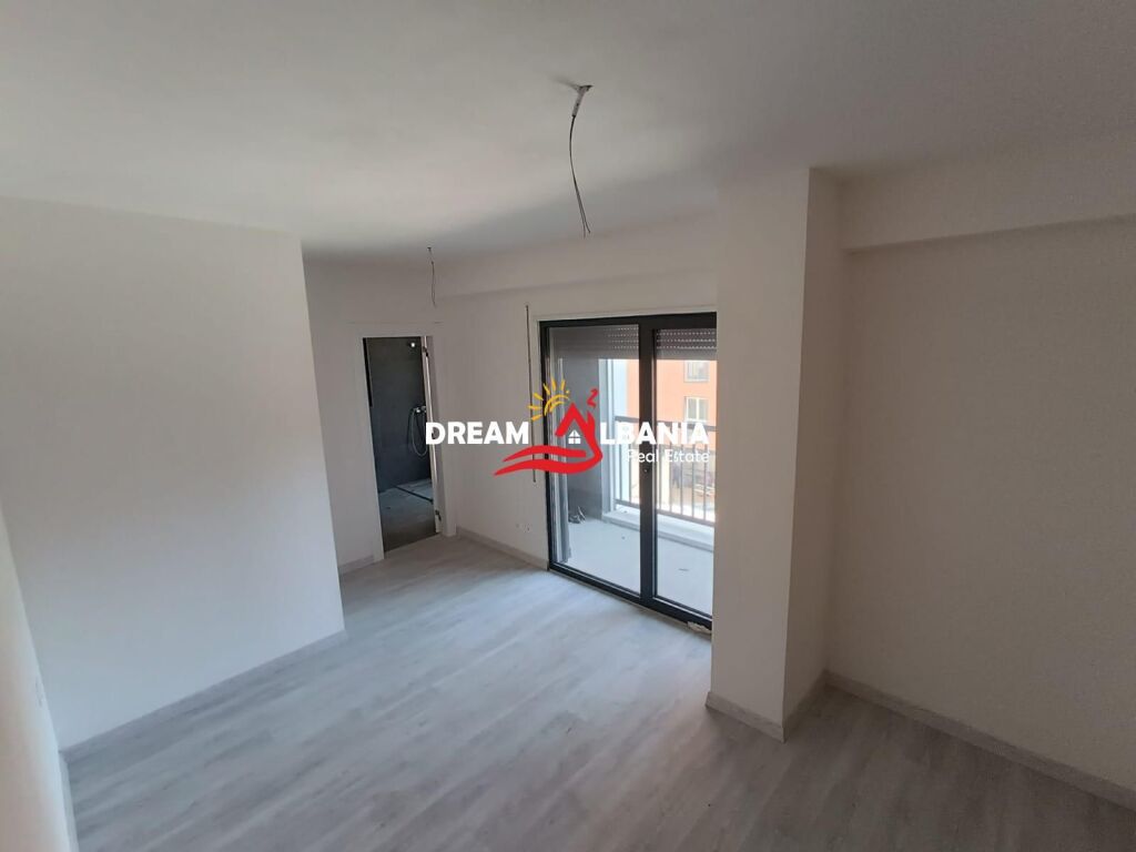 Appartamento 3+1+2 in Vendita sul Nuovo Viale a Tirana(ID 4131500)