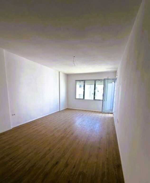 Apartment 2+1+balcony for sale at White Crown Residence in Kamez