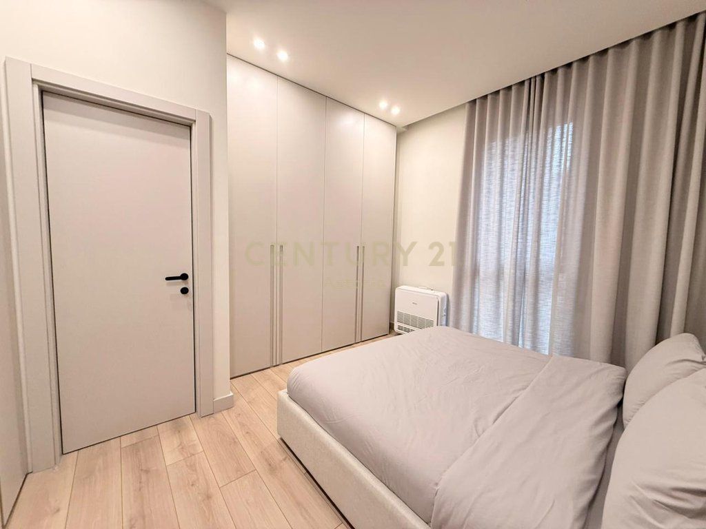 JEPET ME QIRA APARTAMENT 2+1 TE RRUGA E KOSOVAREVE!