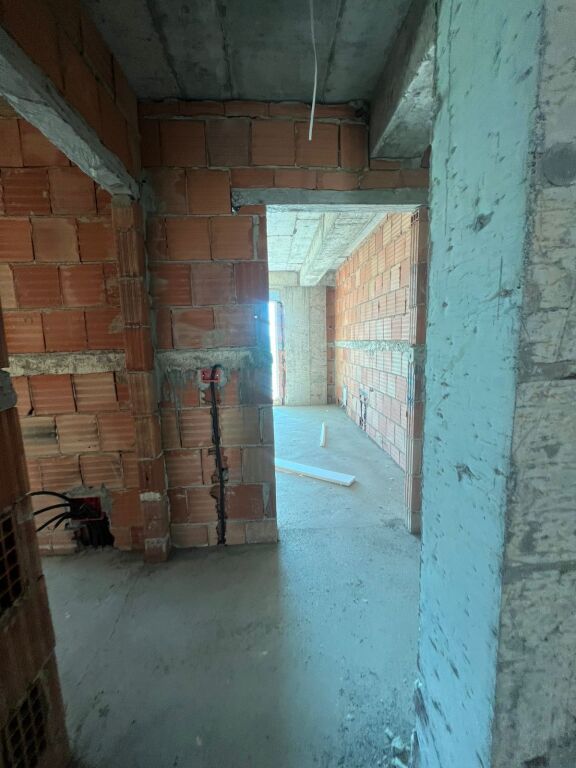 OCCASION APARTMENT FOR SALE 2+1+2 KLANIT PORCELAN AREA
