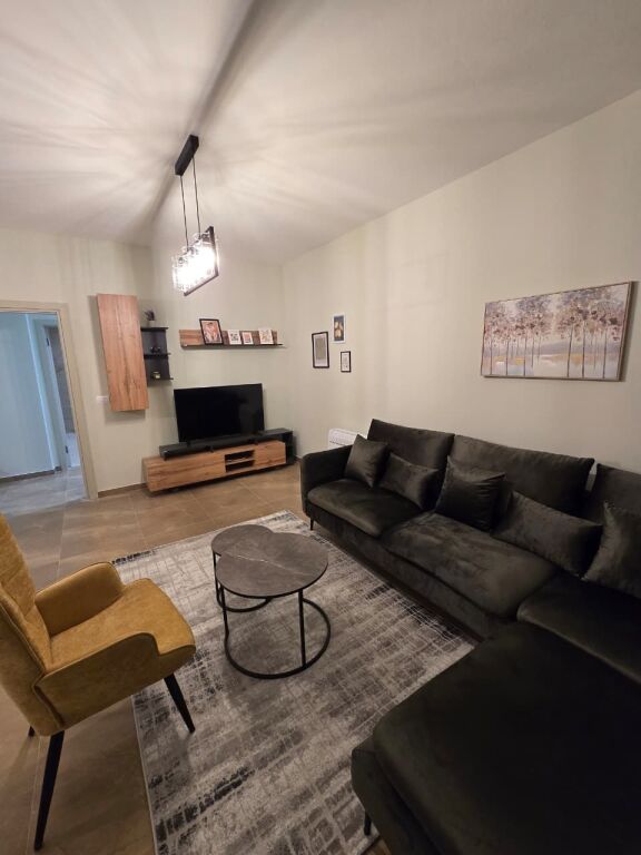 🔥 Jepet me Qira Apartament 2+1+2 tek Zogu i Zi – I Ri, I Pabanuar!🔥