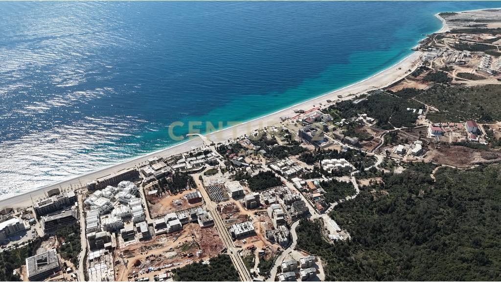 Godinë Premium për Hotel në Zemër të Dhërmiut”