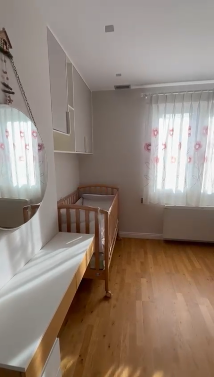 Apartment 3+1, Kristal Center!