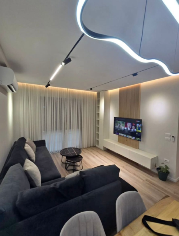 VENDESI APPARTAMENTO 2+1+2 + GUARDAROBA – Residenza Erli, Kinostudio