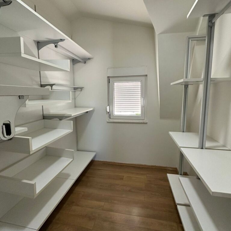 🏡✨ Villa su 4 Piani in Affitto – White House Residence, vicino a TEG ✨🏡