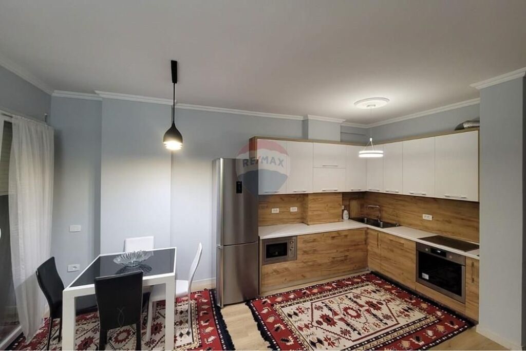 Apartment 2+1+2 for rent at 5 Maji !!!
